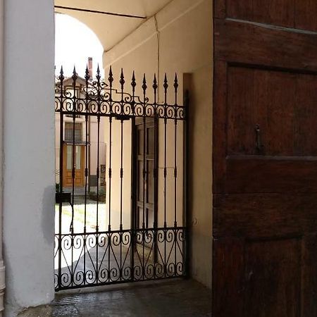 Cardano Apartman Pavia Kültér fotó