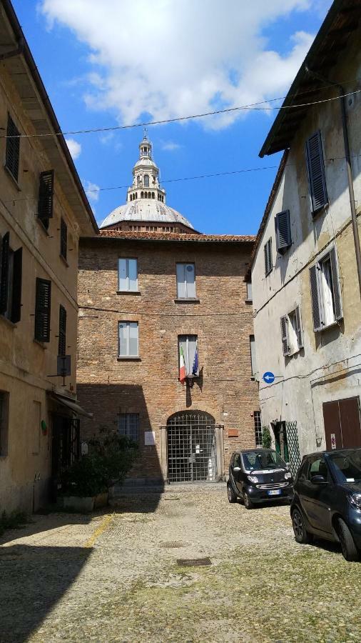 Cardano Apartman Pavia Kültér fotó